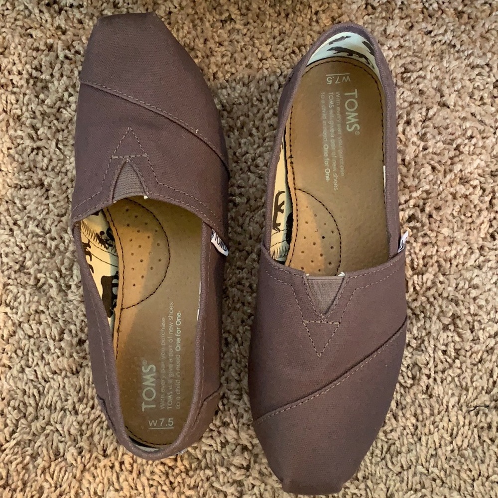 Toms size 7.5